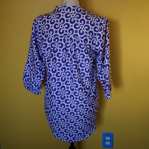 Buckhead Betties v neck swirl patter hi-lo tunic half sleeve Small - Picture 3 of 4